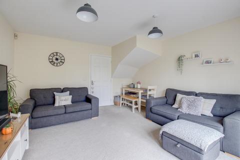 2 bedroom terraced house for sale, Bushell Close, Leighton Buzzard, Bedfordshire, LU7