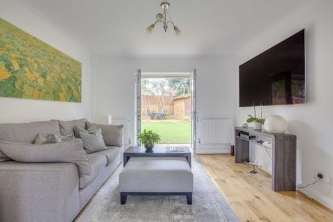 3 bedroom detached house for sale, Marlow Road, Bourne End