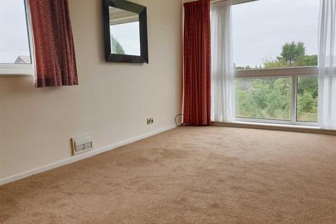 2 bedroom apartment to rent, Lacey Court, Wilmslow