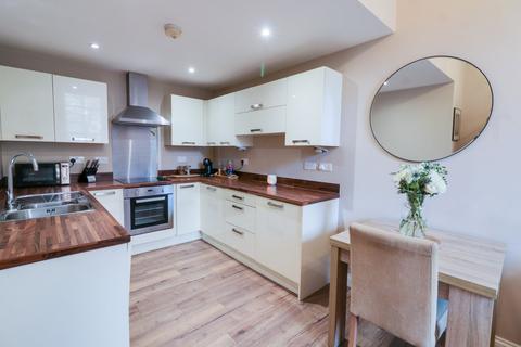 2 bedroom flat for sale, Trinity View, Bryan Street, Farsley, Pudsey, Leeds,, LS28