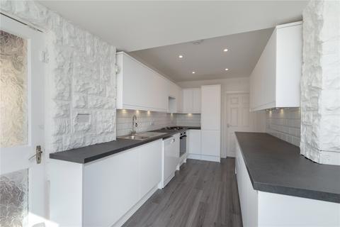 22 Duddingston Park South, Edinburgh, EH15 3PB