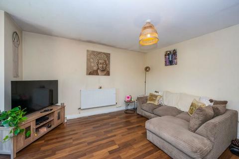 2 bedroom flat for sale, Shaw Lane, Prescot, Merseyside, L35 5AT