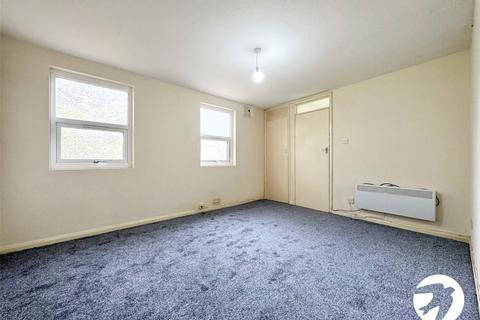 2 bedroom maisonette to rent, The Village, London, SE7