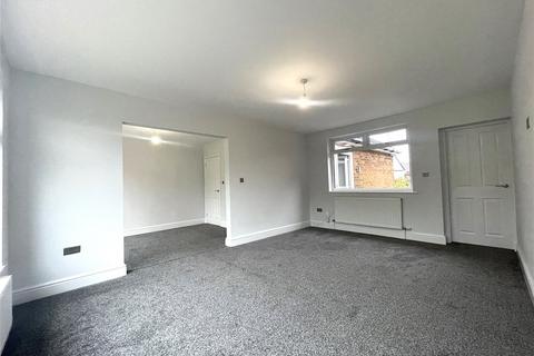 4 bedroom bungalow to rent, Milbury Drive, Greater Manchester OL15