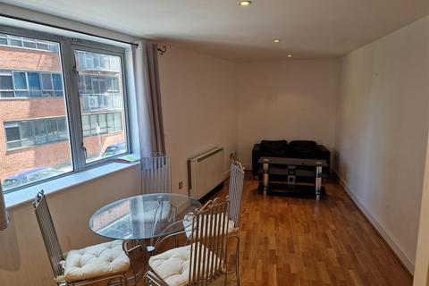 2 bedroom flat to rent, Derby Road, Nottingham NG1