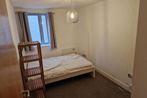 2 bedroom flat to rent, Derby Road, Nottingham NG1