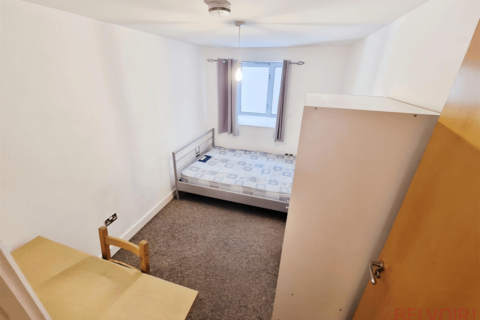 2 bedroom flat to rent, Derby Road, Nottingham NG1