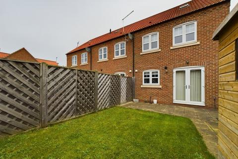 Priory Close, Nafferton, YO25 4AT