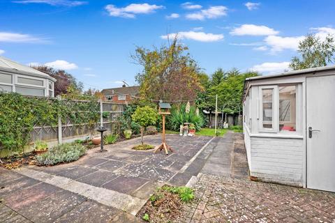 35 Froxmere Road, Crowle, Worcester, WR7 4AN