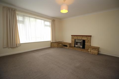 2 bedroom ground floor maisonette for sale, Clifton Court, Marlow Road, Cressex, High Wycombe, HP11