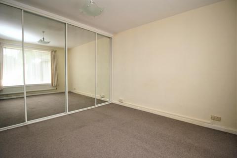 2 bedroom ground floor maisonette for sale, Clifton Court, Marlow Road, Cressex, High Wycombe, HP11