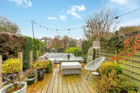 45 Sutherland Avenue, Leeds, LS8 1BY