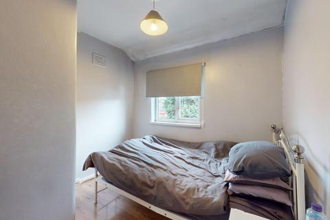 81 Kings Drive, Gravesend, DA12 5BQ