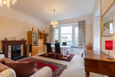 5c Barossa Place, Perth, PH1 5HG