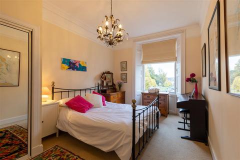 5c Barossa Place, Perth, PH1 5HG