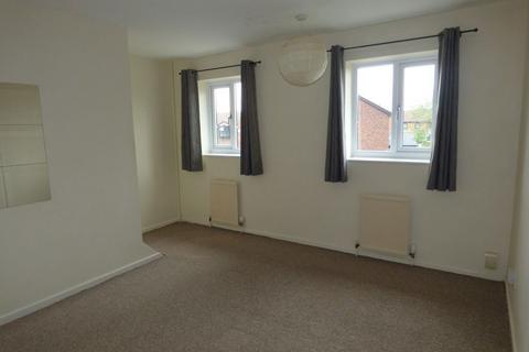 2 bedroom semi-detached house to rent, Dunston Close, Long Eaton NG10 2EX