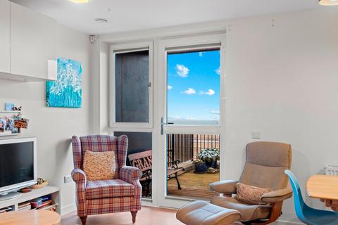 2 bedroom flat for sale, Bridge Street, Portobello, Edinburgh, EH15