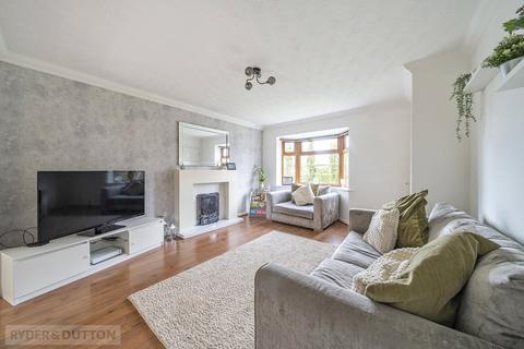 39 Crocus Drive, Royton, Oldham, OL2 6QP