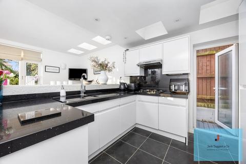 4 bedroom semi-detached house for sale, Woodhouse Road, Hove, BN3