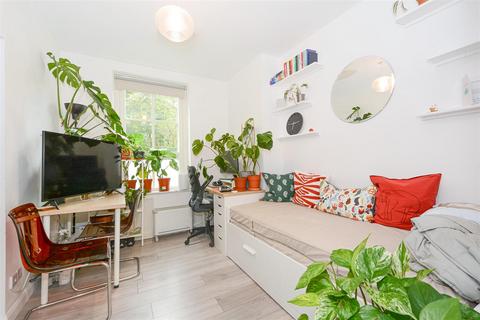 1 bedroom flat for sale, Wilmot Street, London