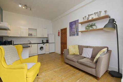 Flat 3f1, 12 Jameson Place, Edinburgh, EH6 8PB