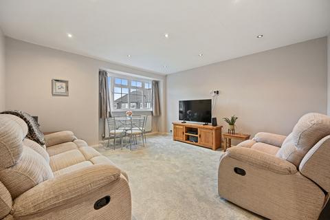 29, Queensfield Court London Road, Sutton, SM3 8JD