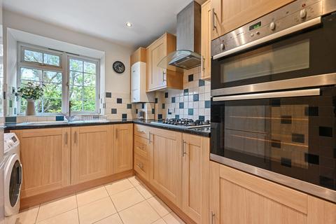 29, Queensfield Court London Road, Sutton, SM3 8JD