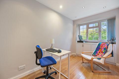 29, Queensfield Court London Road, Sutton, SM3 8JD