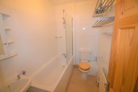 1 bedroom flat to rent, Mornington Road, London, E11