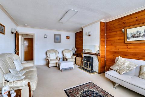 6 Cairns Close, Mickleover, Derby, DE3 9LW