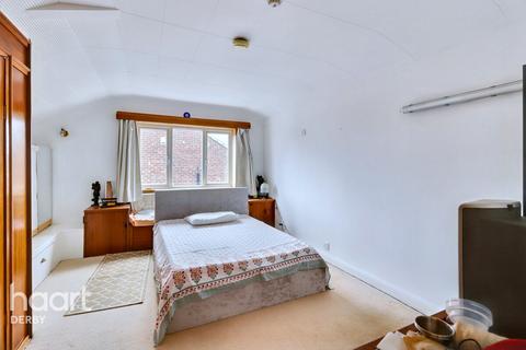 6 Cairns Close, Mickleover, Derby, DE3 9LW