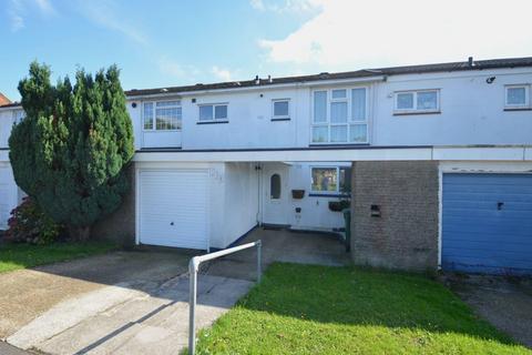 3 bedroom terraced house for sale, Chetwode Road, Tadworth KT20