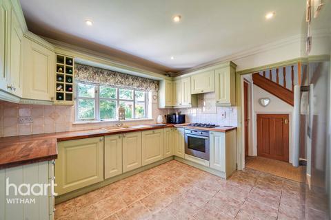 3 bedroom detached house for sale, Station Road, Tiptree