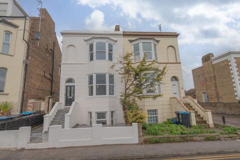 4 bedroom semi-detached house for sale, West Cliff Road, Ramsgate, CT11