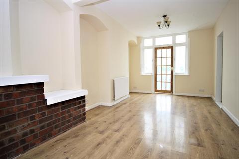 3 bedroom semi-detached house to rent, Grange Crescent, Gosport PO12