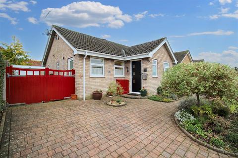 2 bedroom detached bungalow for sale, Stuart Road, Aylsham