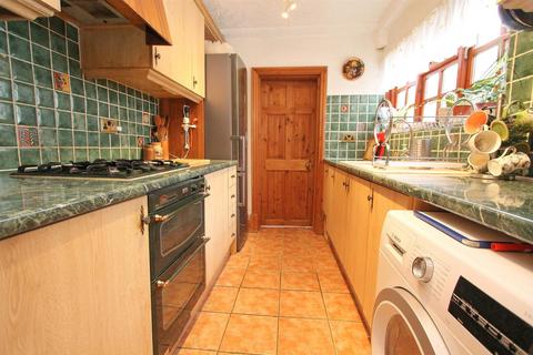 3 bedroom terraced house for sale, Vale Road, Sutton SM1