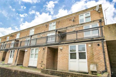 2 bedroom maisonette for sale, Brighton Road, Sutton SM2