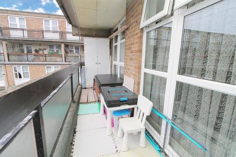 2 bedroom maisonette for sale, Brighton Road, Sutton SM2