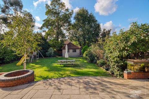 4 bedroom end of terrace house for sale, Bury Street West, London