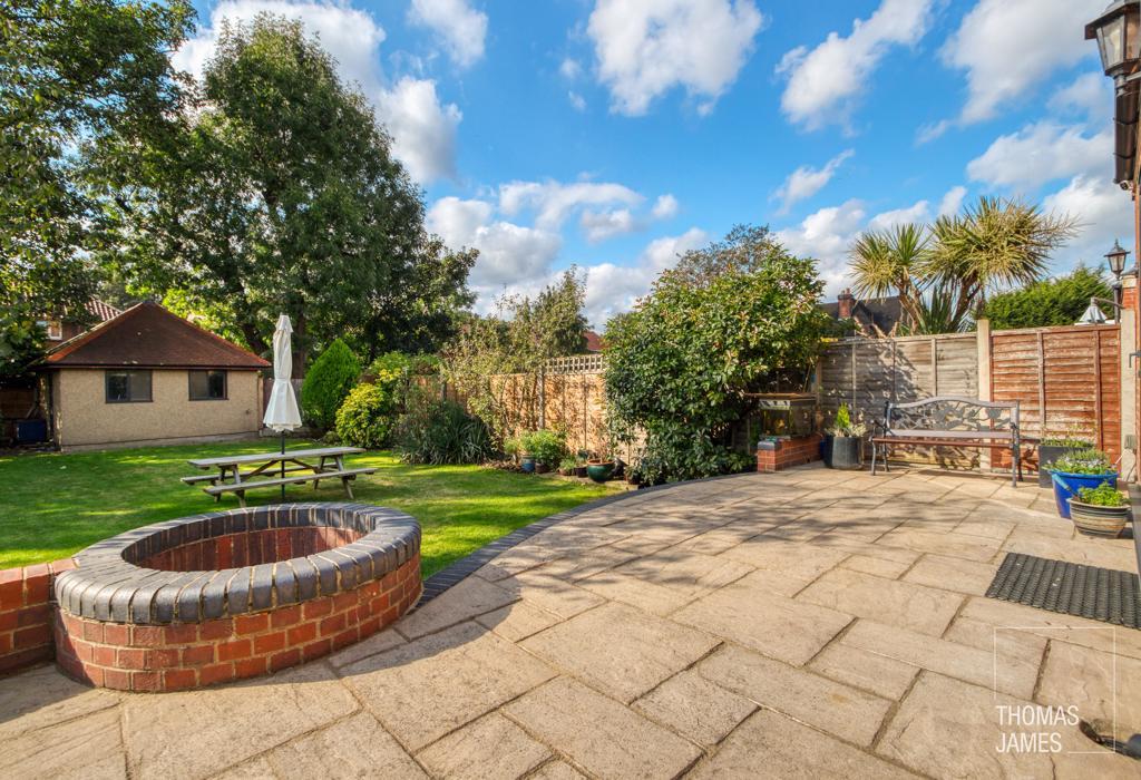 Bury Street West, patio to lawn