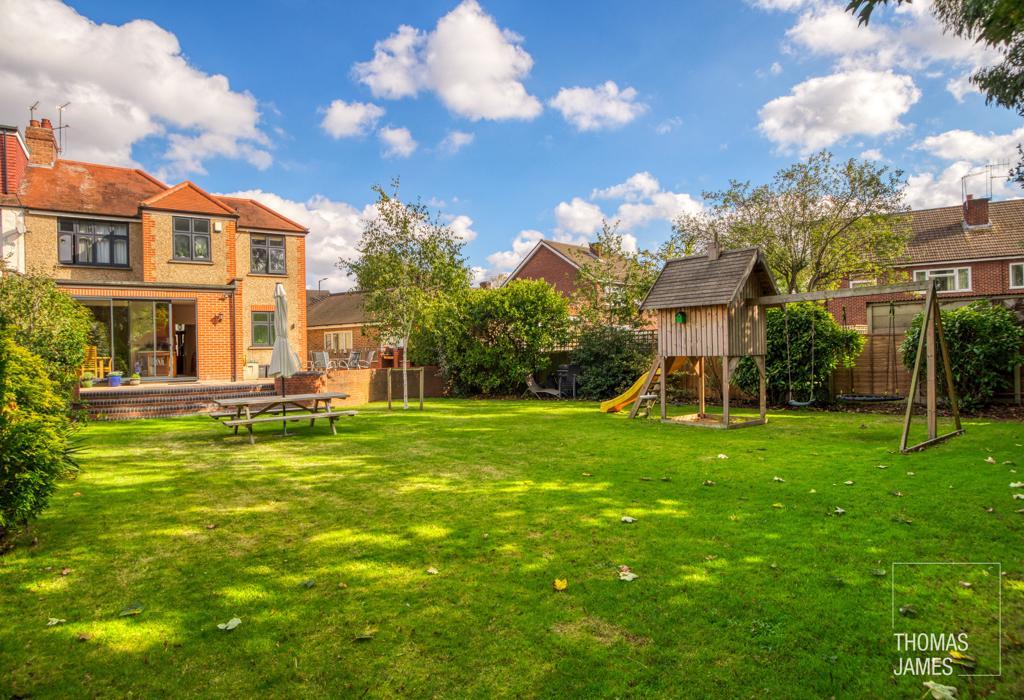 Bury Street West, landscaped garden