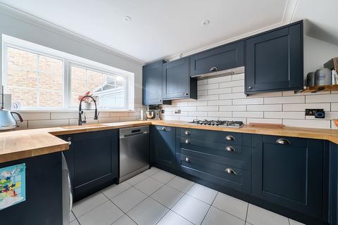 34 Blenheim Avenue, Faversham, ME13 8NW