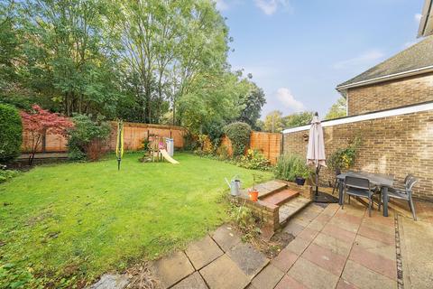 34 Blenheim Avenue, Faversham, ME13 8NW