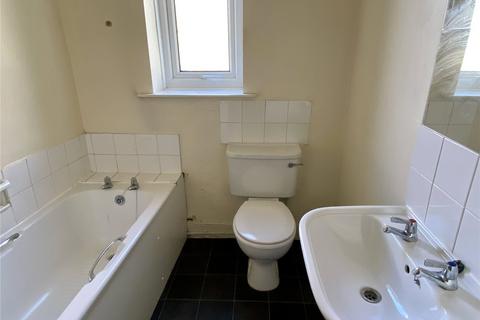 1 bedroom terraced house for sale, Bromley Road, Batley, WF17