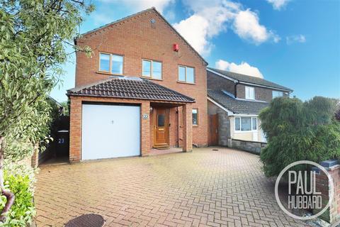 3 bedroom detached house for sale, Blinco Road, Oulton Broad, NR32