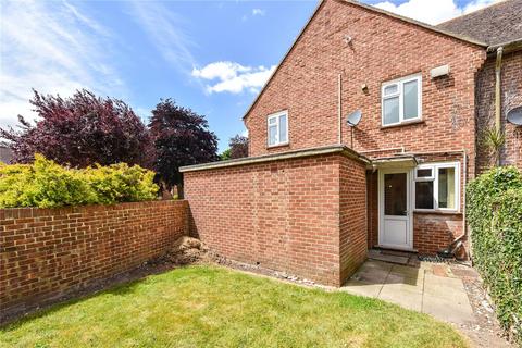 5 bedroom end of terrace house for sale, Kingsham Avenue, Chichester, PO19