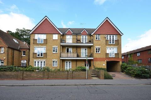 2 bedroom flat to rent, Birkenhead Avenue, Kingston, Kingston upon Thames, KT2