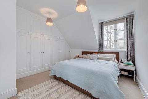 3 bedroom flat for sale, Akenside Road, London, NW3