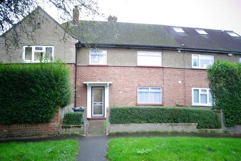 12 Bedfont Green Close, Feltham, TW14 8EG
